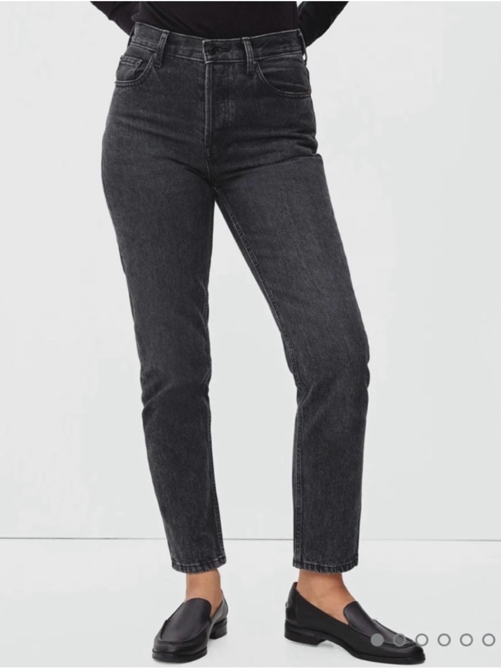 EUC Everlane 90s Cheeky High-Rise Straight Jeans in Washed Black 28R minimalist